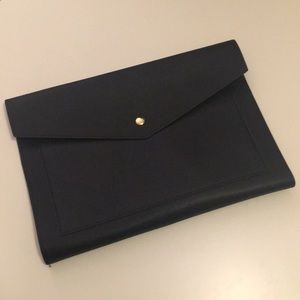 Glass Ladder & Co. Black Portfolio “The Megan”